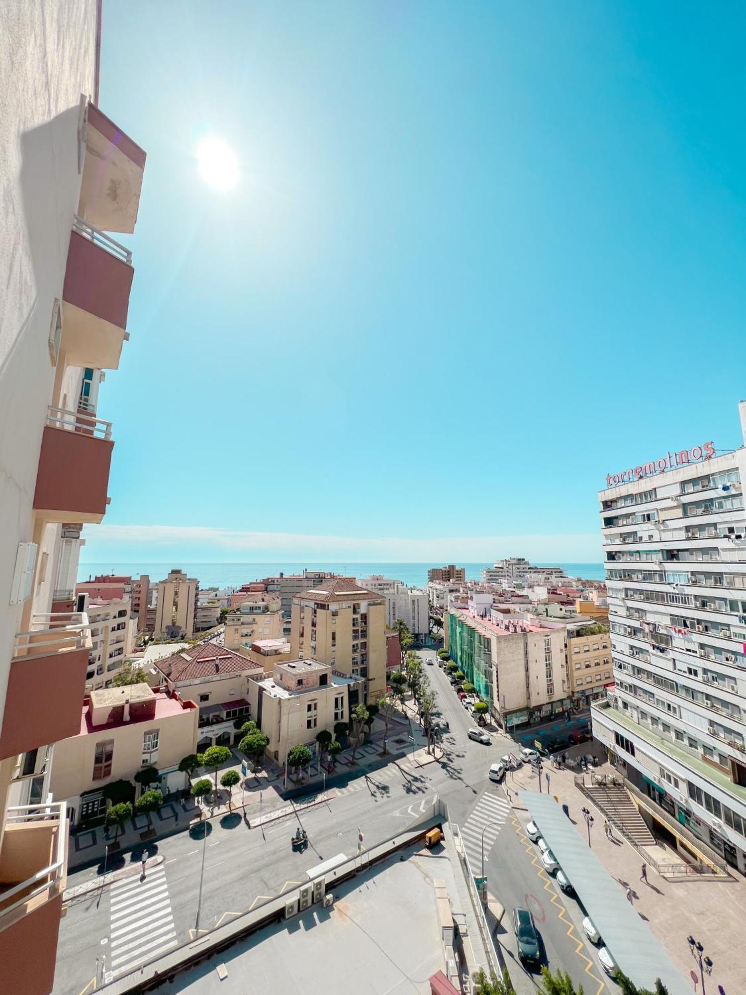 Cozy & Bright Flat Torremolinos Centreアパートメント エクステリア 写真